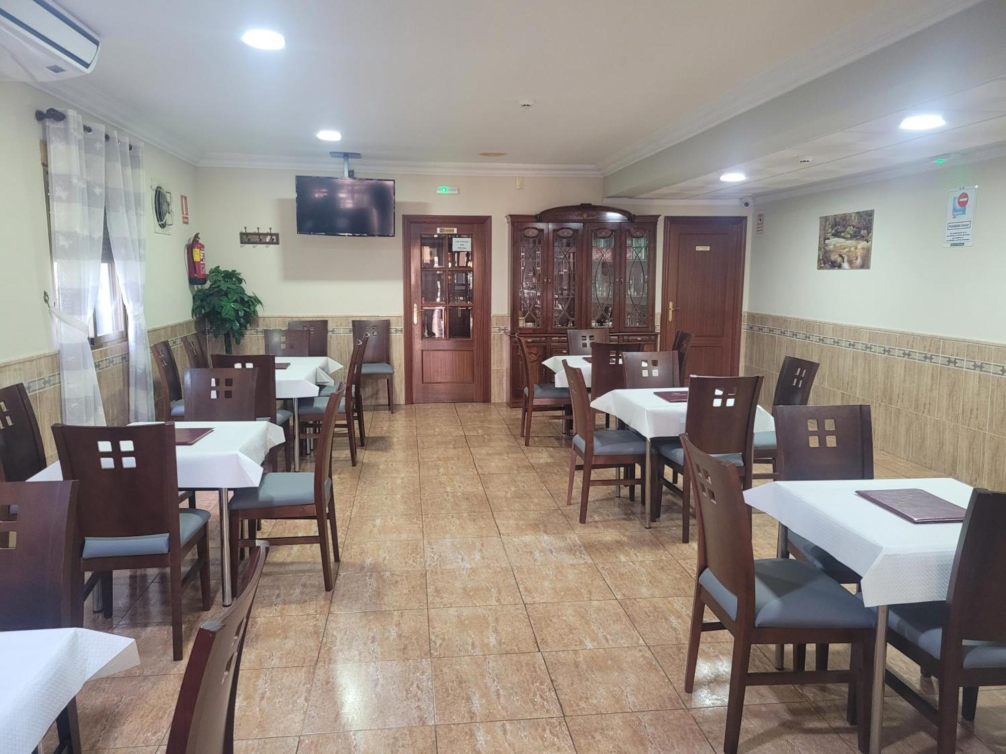 Hostal Restaurante El Paraiso Don Benito Eksteriør billede
