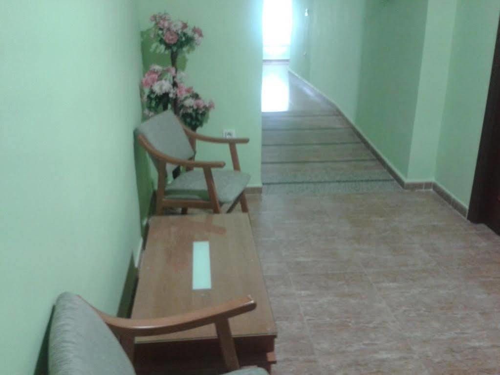 Hostal Restaurante El Paraiso Don Benito Eksteriør billede